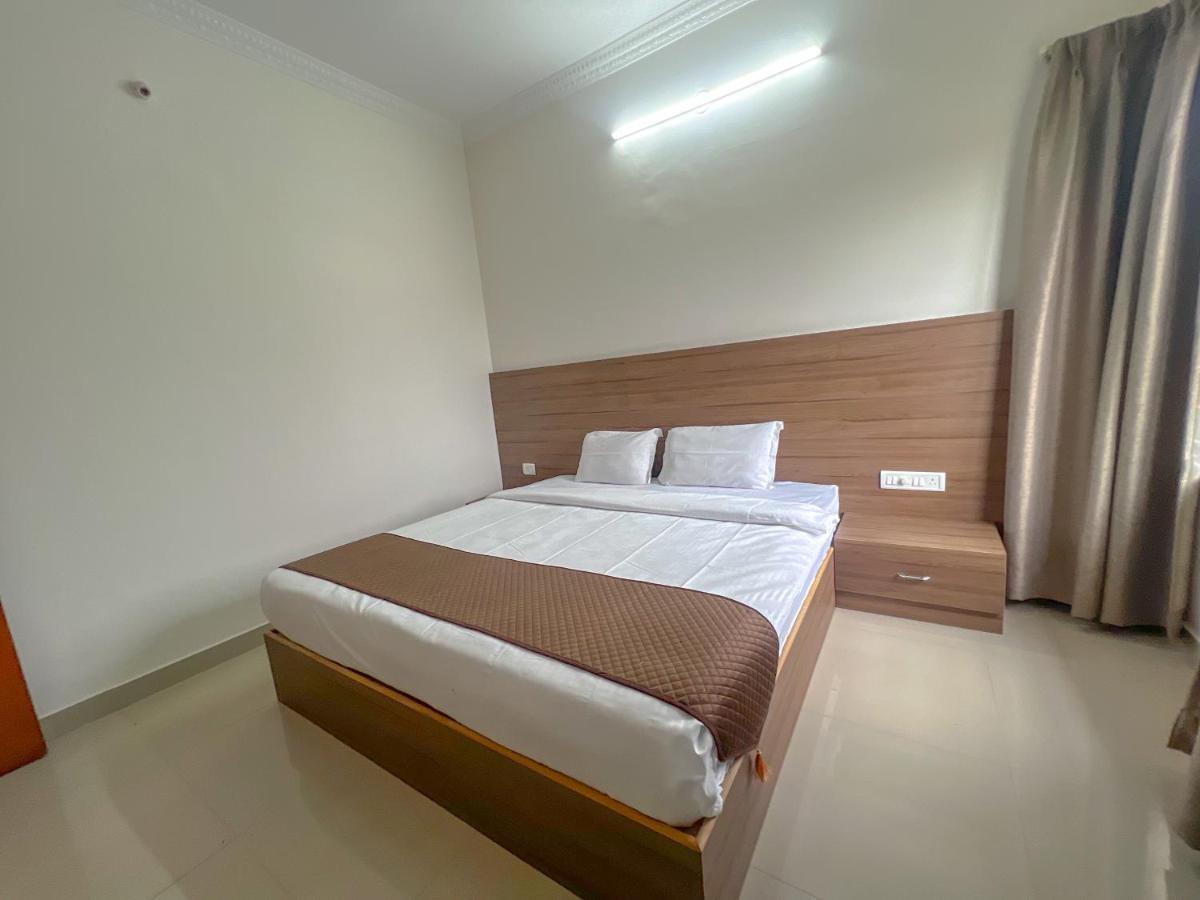 Hotel Elite By Agira Hotels-Free Airport Pickup Or Drop Yelahanka Exteriör bild