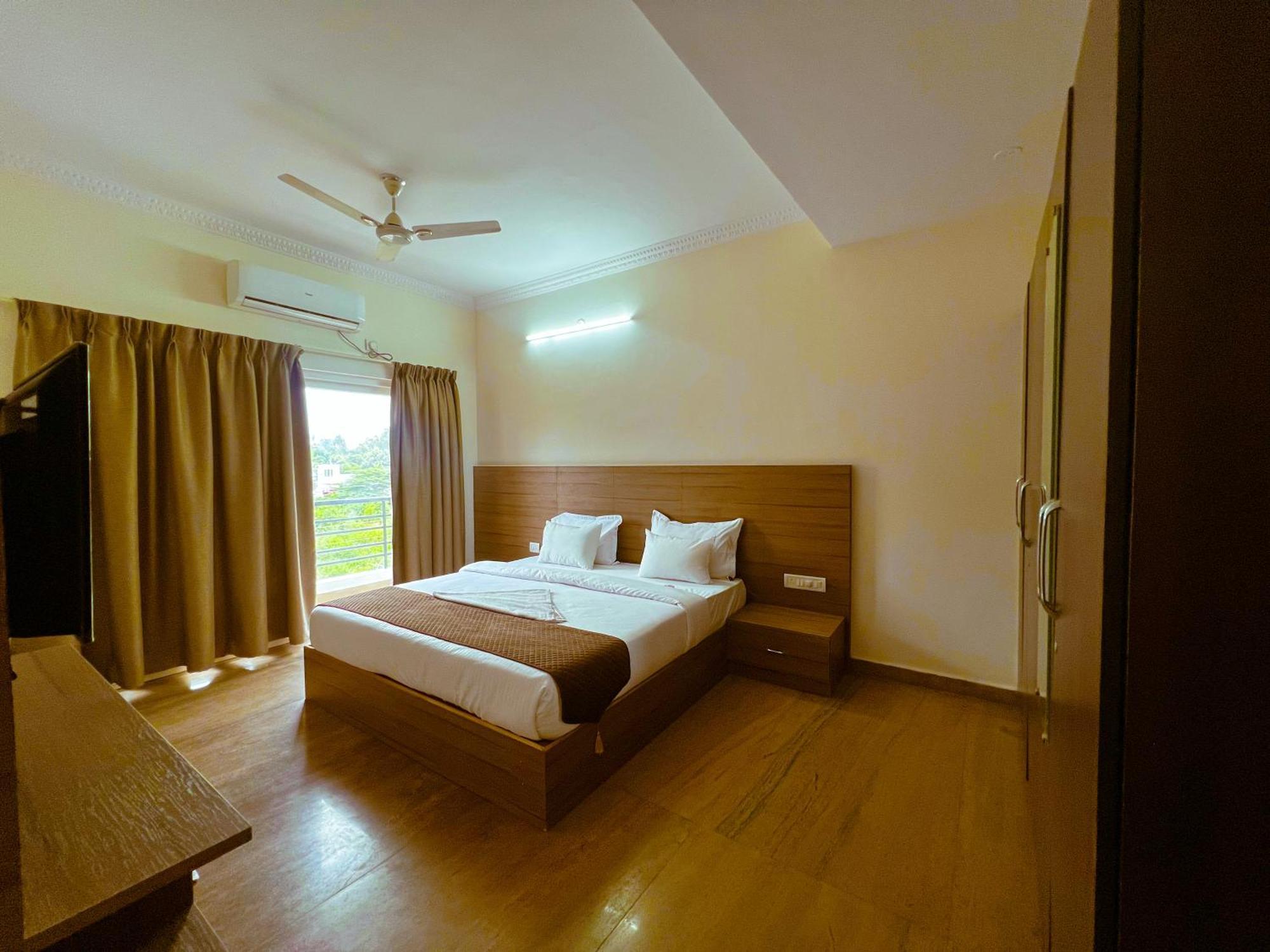 Hotel Elite By Agira Hotels-Free Airport Pickup Or Drop Yelahanka Exteriör bild